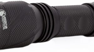 PREDATOR TAC THE LABORER LED - FLASHLIGHT 890 LUMENS WHITE